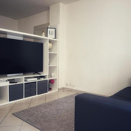 Superbe Studio Apartment Saint-Andre-de-Cubzac Exterior photo